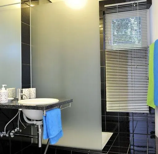 Panoramic With And Alpine Views Apartment